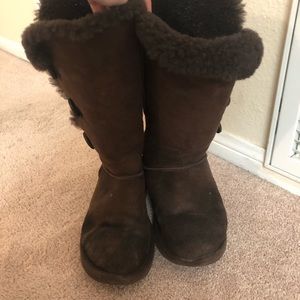 Brown uggs